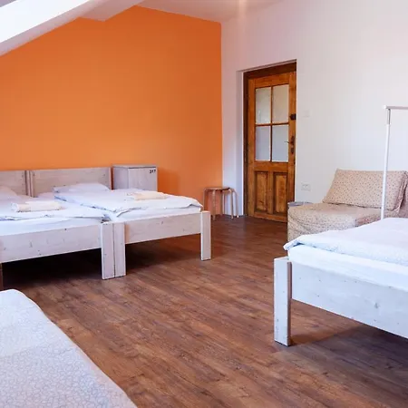 Vila Veselova, City Center *