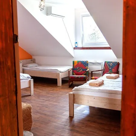Vila Veselova, City Center Hostel