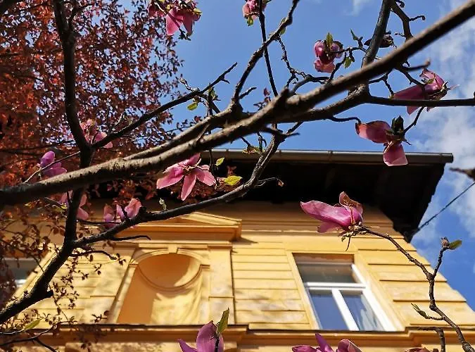 Hostel Vila Veselova, City Center Λιουμπλιάνα