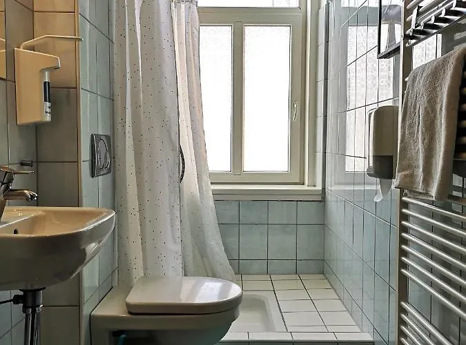 Hostel Vila Veselova, City Center Λιουμπλιάνα